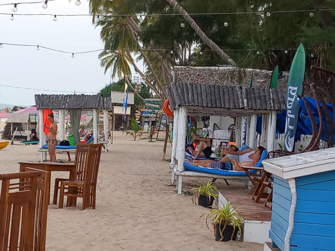 Food & Drinks 5, So-J Beach Villa, Trincomalee Town and Gravets