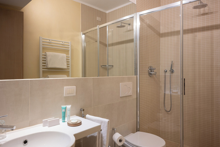 Bathroom 3, Relais Piazza Signoria, Florence