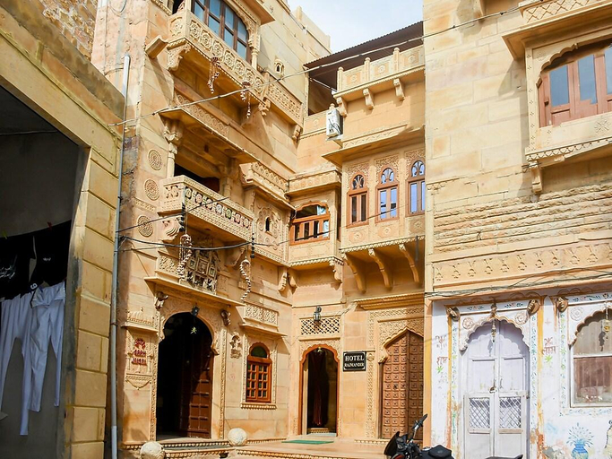 Exterior & Views 2, Hotel Rajmandir, Jaisalmer