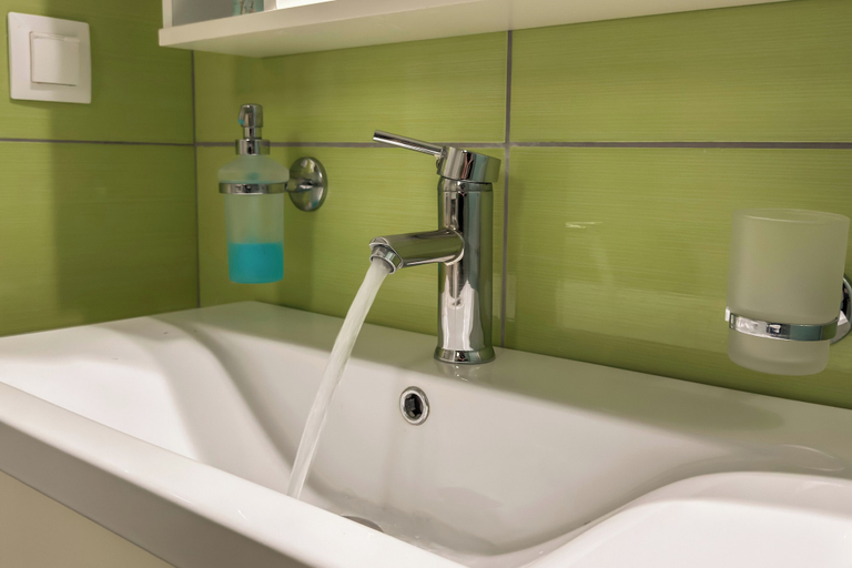 Bathroom 3, Alisahni Suite, Crete