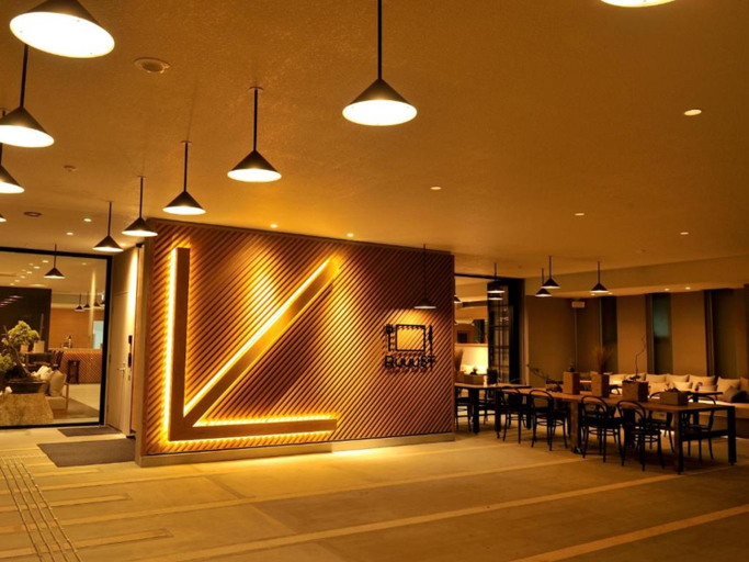 Food & Drinks 5, hotel androoms Osaka Hommachi, Osaka