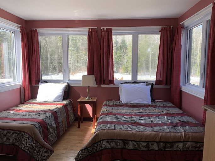 Bedroom 3, L'Auberge Refuge du Trappeur Inn, Le Centre-de-la-Mauricie