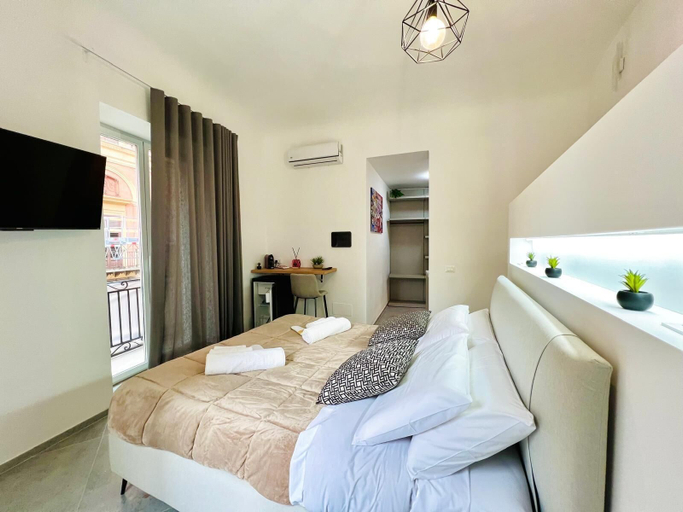 Bedroom 3, PRETORIA SUITES, Palermo