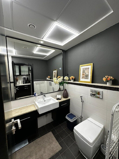 Bathroom, Skyview Tower, Dubai