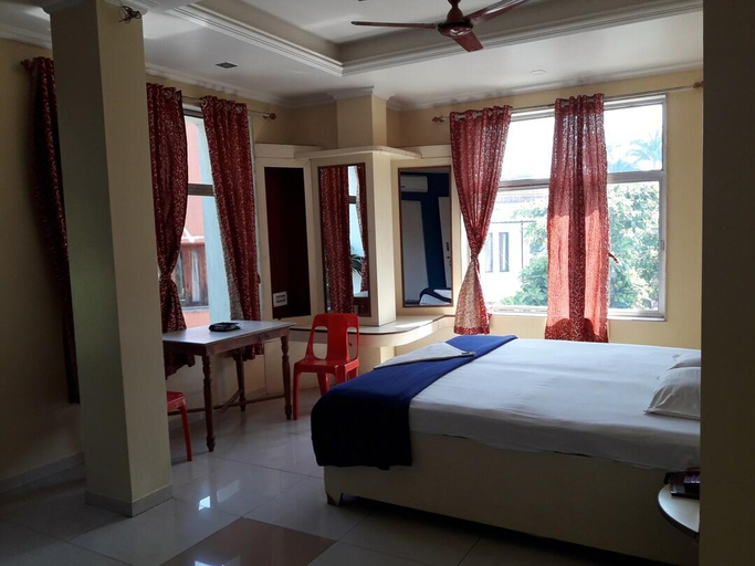 Others 3, Holiday Cottage Inn, Pune