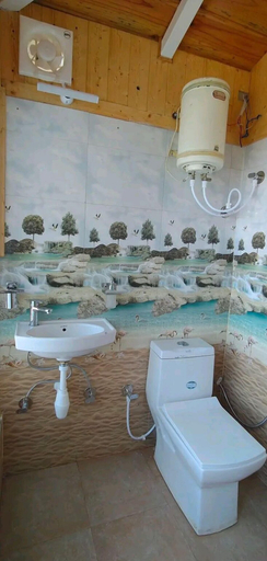Bathroom, Luxsugero Moonlight, Nainital