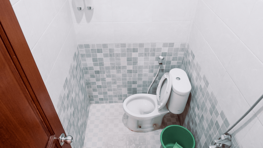 Bathroom, Villa Kenziea - 2 Bedrooms, Malang