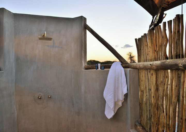 Bathroom 5, Finfoot Lake Reserve by Dream Resorts, Bojanala