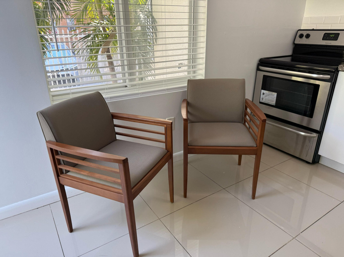 Dining Room 21
