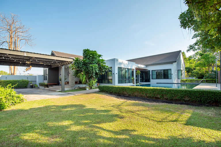 Exterior & Views 2, Penny - Farthing Pool Villa, Pattaya