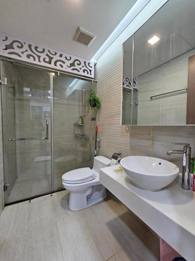 Bathroom 5, Vinhome Central Park Apartment, Bình Thạnh