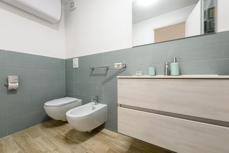 Room 5, Vico Sedil Capuano 21 - Appartamento 3, Napoli