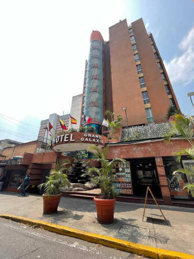 Exterior & Views 2, Hotel Grand Galaxie, Libertador
