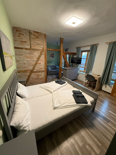 Bedroom 3, Gasthaus Destille, Zwickau