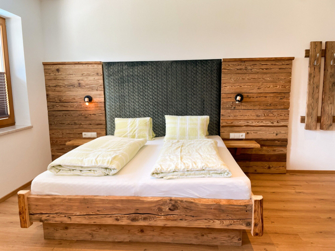 Room 5, Holiday Home Near Zillertal Arena, Schwaz