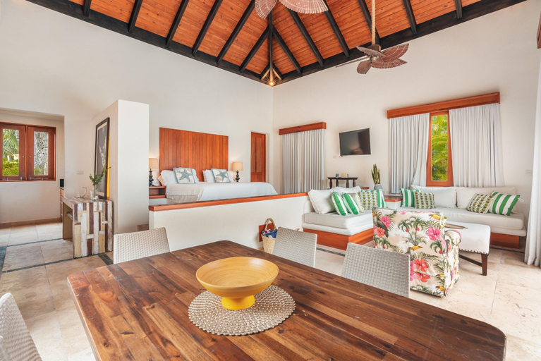 Room 2, Tropical Bungalow With Pool at cap Cana A8C, San Rafael del Yuma