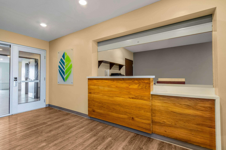 Public Area 2, WoodSpring Suites Miramar, Broward