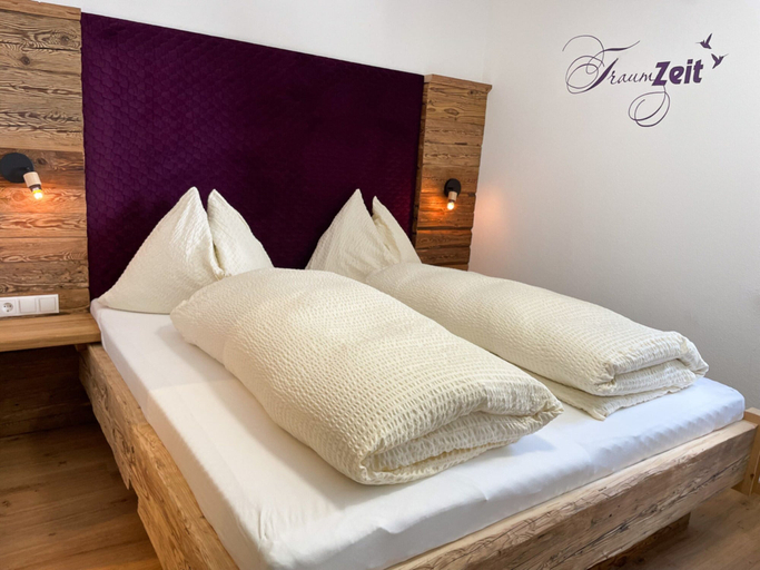 Room 4, Holiday Home Near Zillertal Arena, Schwaz