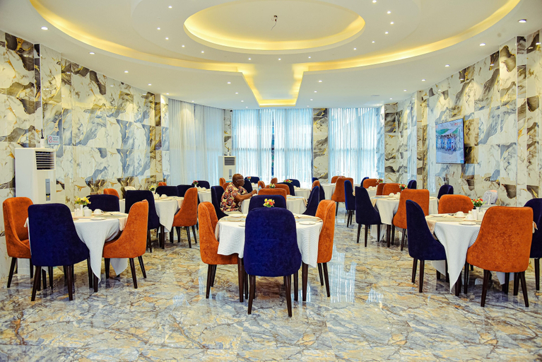 Food & Drinks 4, Mcdons Skye Hotel, Owerri West
