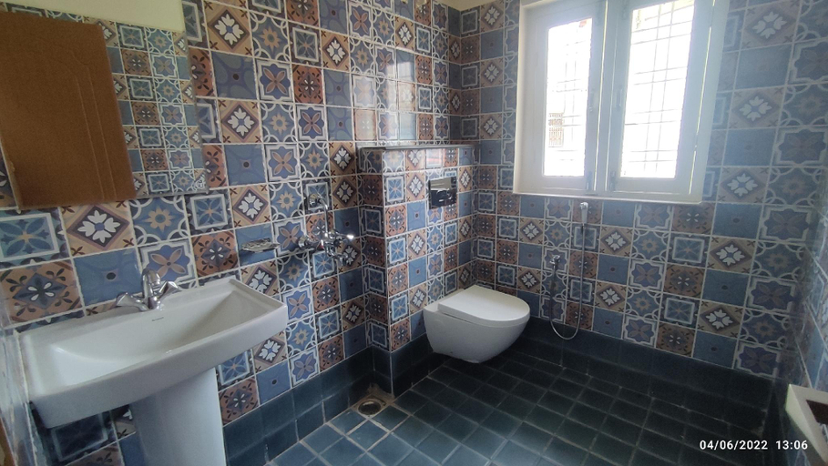 Bathroom 3, Gaani Homestay, Uttarkashi