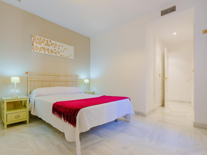 Room 3, 13329 Ancora 10234 in El Puerto de Santa Mar a, Cádiz