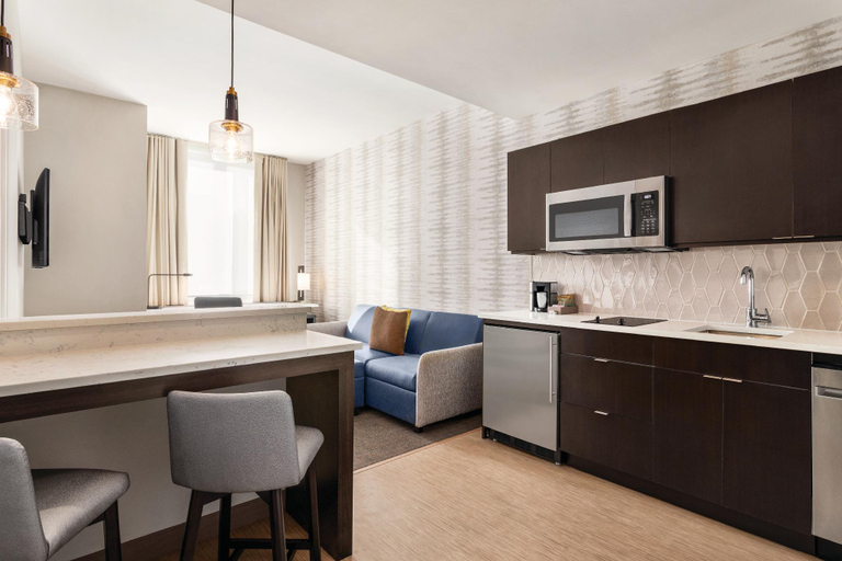 Dining Room 10