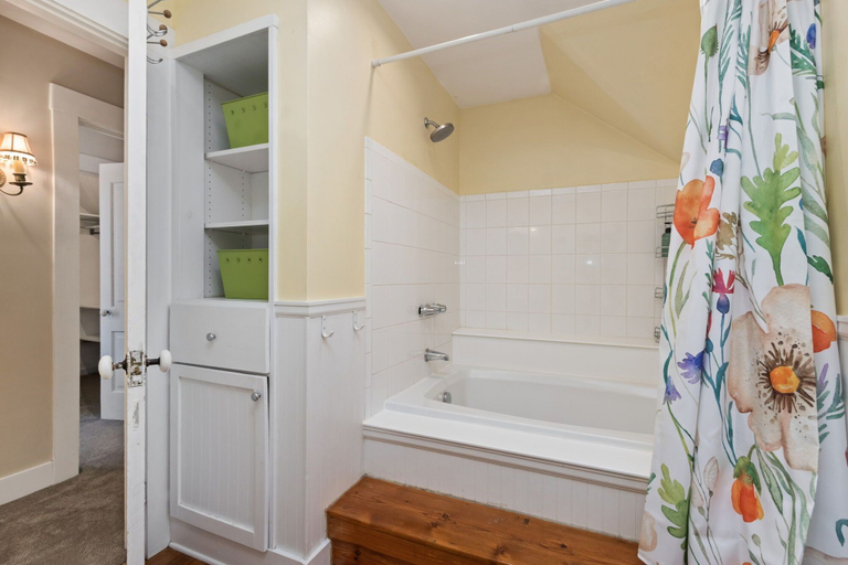 Bathroom 3, City Park Charm - Vintage Home w/ Modern Comforts, Larimer