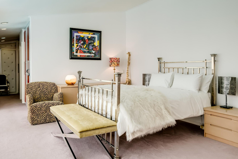 Room 5, 3bed With Indoor Pool and Sea Views The Sanctuary, City of Cape Town