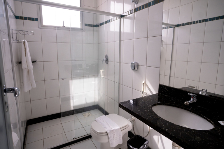 Bathroom 3, Hotel Conceição, Linhares