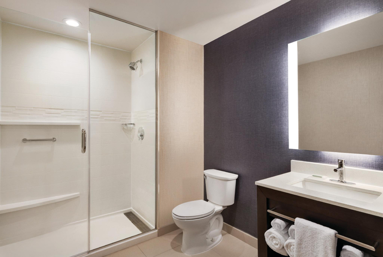 Bathroom 9