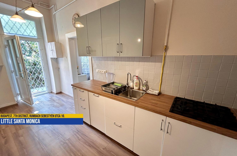Kitchen 5, Little Americas Metropolitan Apartments, Budapesti