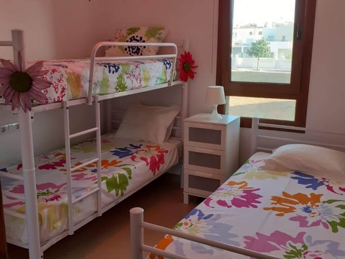 Room 3, Dunas 13 in Chiclana, Cádiz