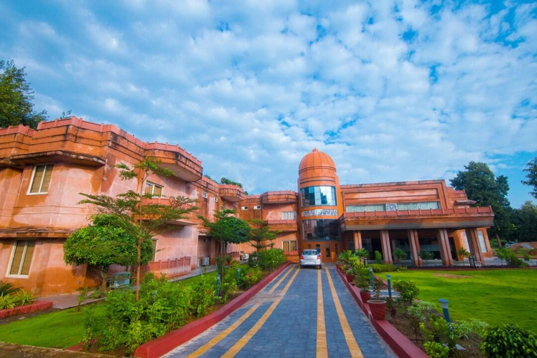 Others 5, The River Front Resort, Satna