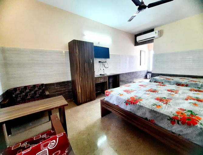 Bedroom 3, NS Vijay Shesha Mahal, Tiruvannamalai