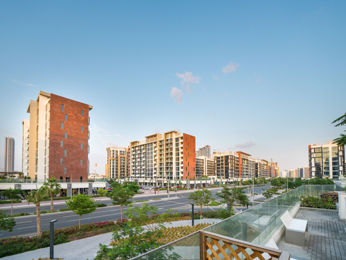 Others 5, Easygo- STU in Lavish com Azizi Riv9,08, Dubai