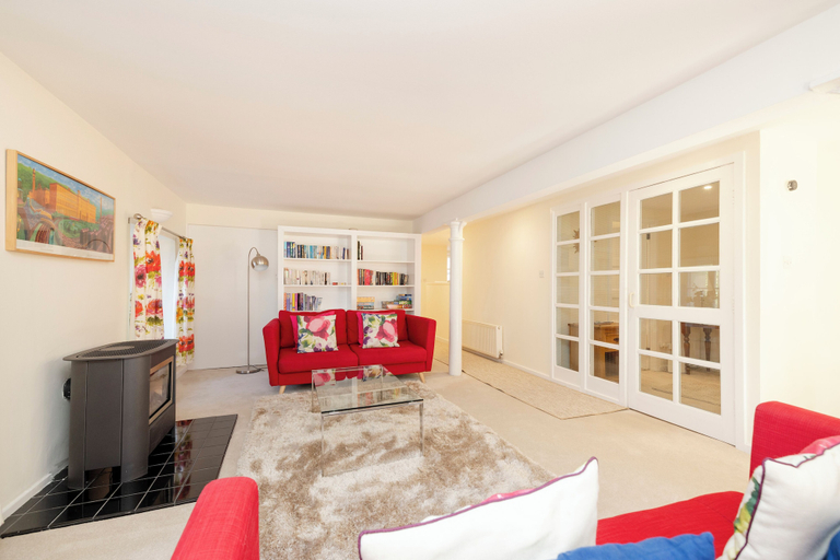 Others 5, Secluded Brewery Apartment, Edinburgh