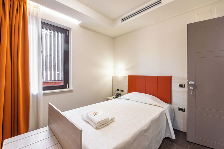Bedroom 4, Lual Bleisure Hotel, Frosinone