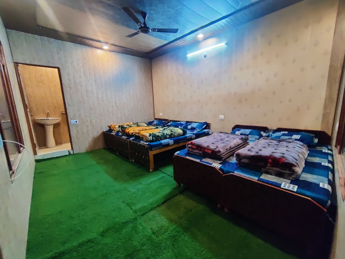 Bedroom 2, Hotel Maya Residency, Rudraprayag