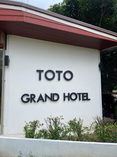 Others 2, TOTO Grand Hotel, Khon San