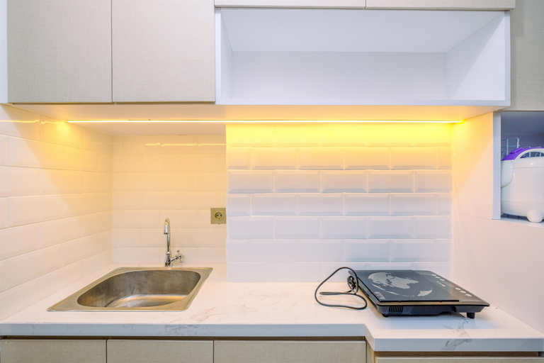 Others 4, Homey and Best Choice Studio Apartment Transpark Cibubur By Travelio, Depok