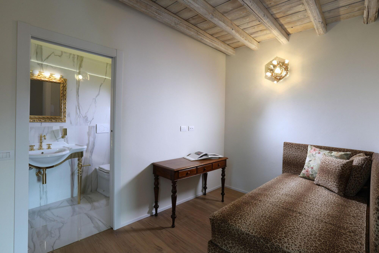 Bedroom 3, Suites&Atelier Lake Como, Como