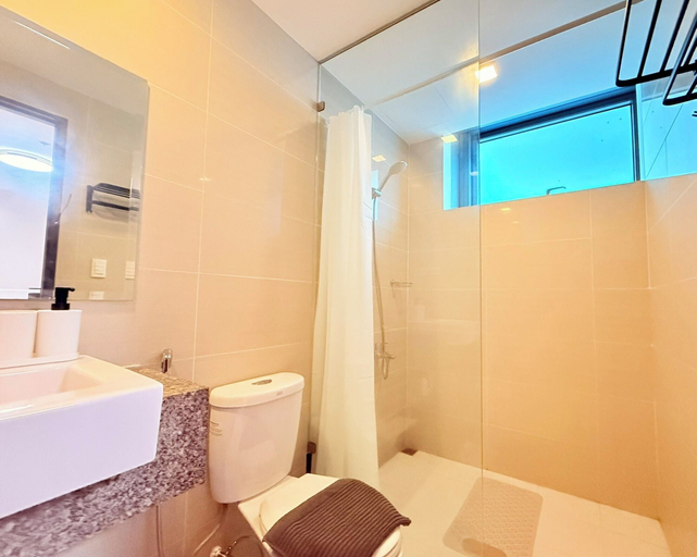 Bathroom 4, One Uptown Residence BGC, Taguig