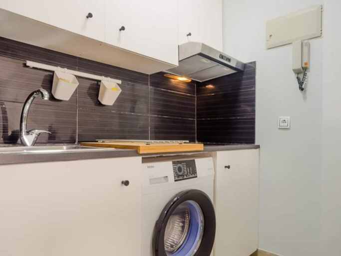 Room 4, Apartaclub 14116 in Chiclana, Cádiz