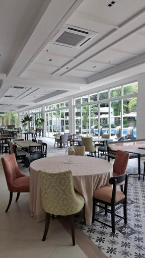 Food & Drinks 5, Pontefino Hotel, Batangas City