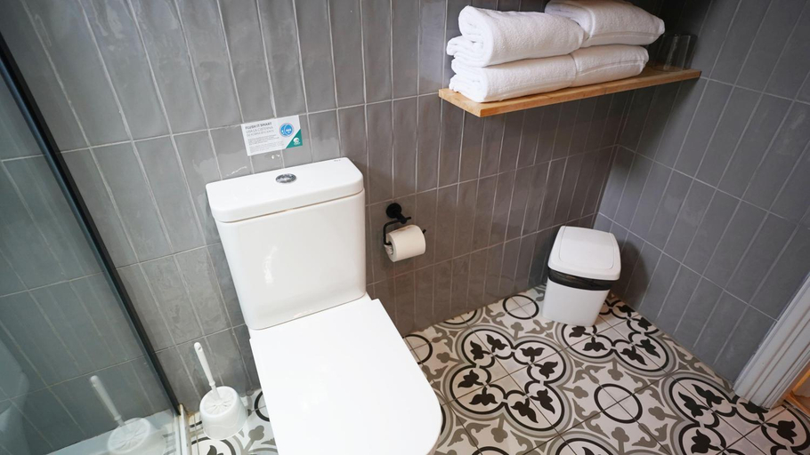 Bathroom 2, Coral Compostela Beach, Santa Cruz de Tenerife