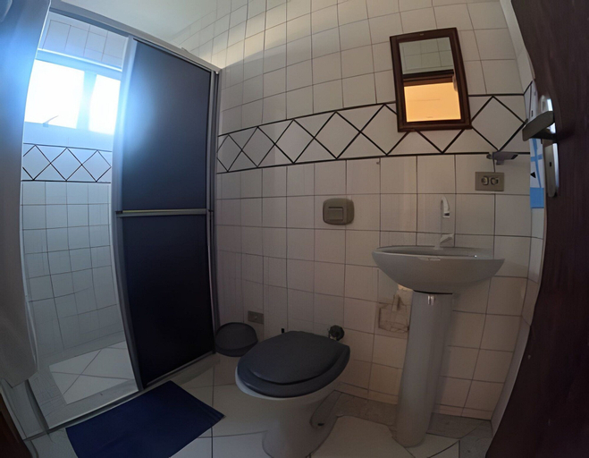 Bathroom 2, Conforto Praia de Leste, Pontal do Paraná