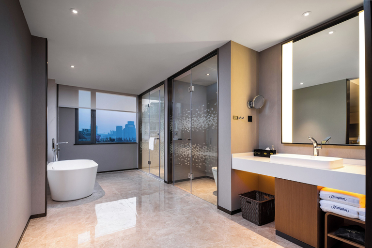 Bathroom 3, Hampton by Hilton Hangzhou West Lake, Hangzhou