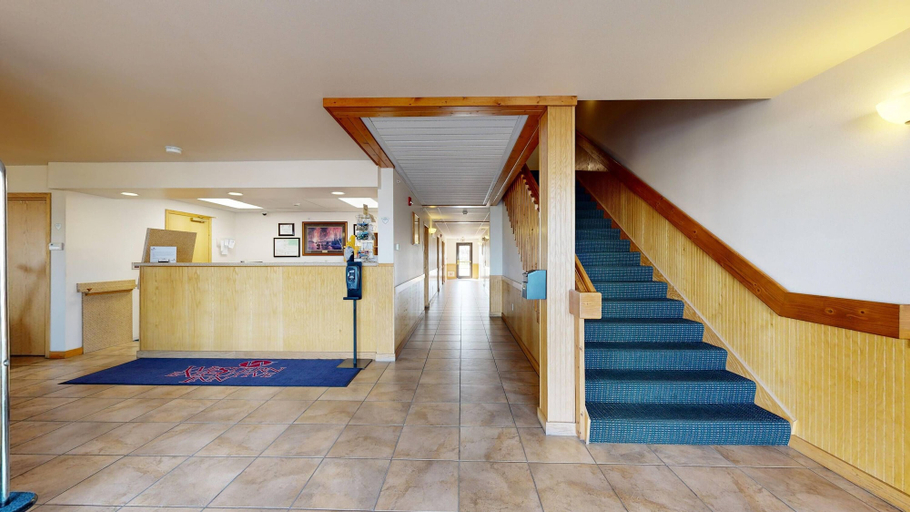 Others 4, Western Executive Inn, Yellowstone