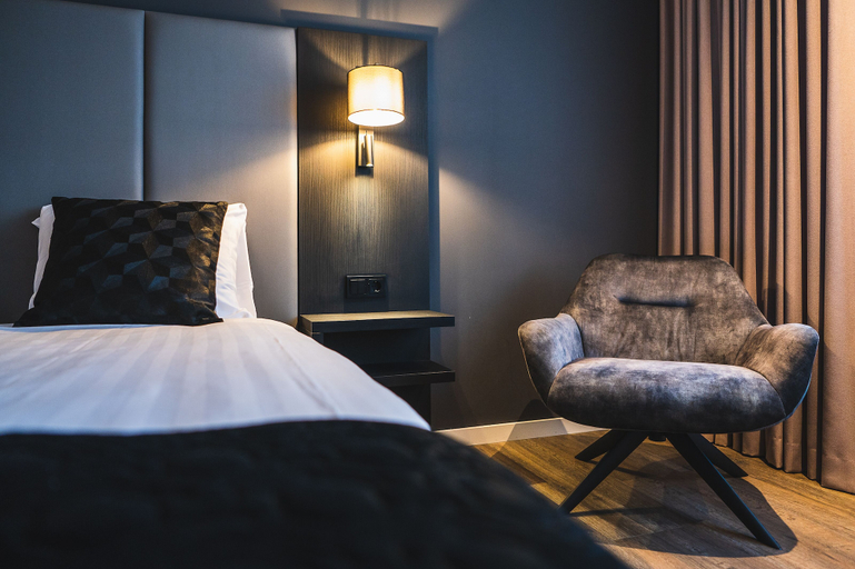 Bedroom 4, Maashof, Venlo