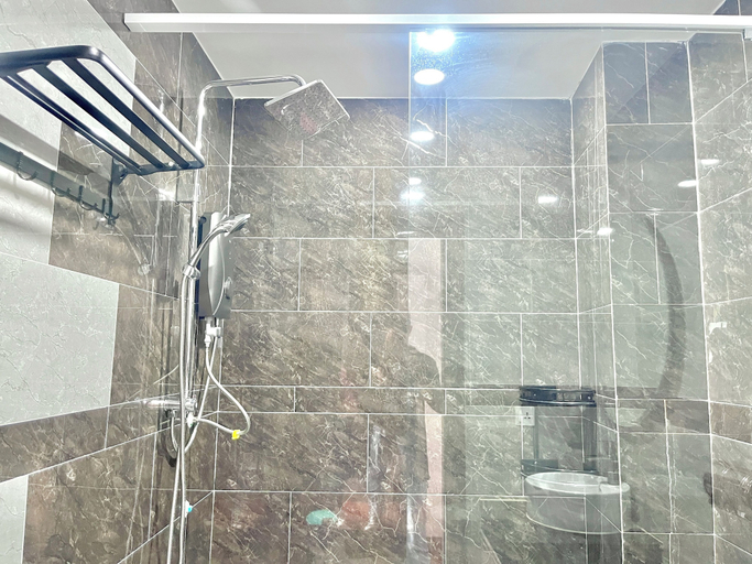 Bathroom 3, Kep Sea View Hotel, Kaeb